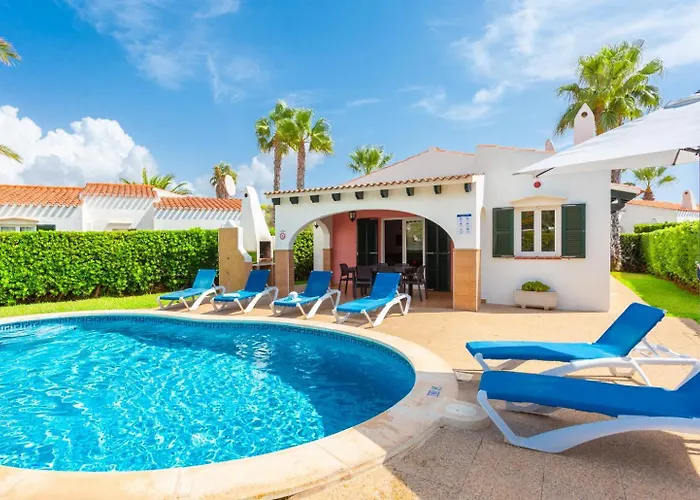 Clariana Large Private Pool Ac Wifi 别墅