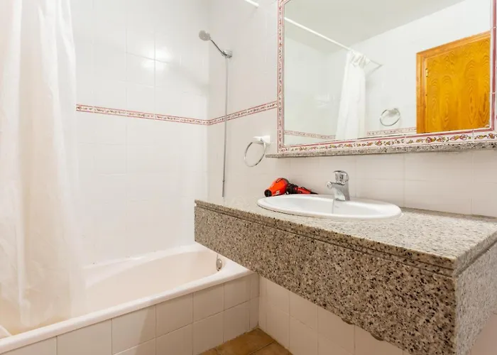 Clariana Large Private Pool Ac Wifi Villa